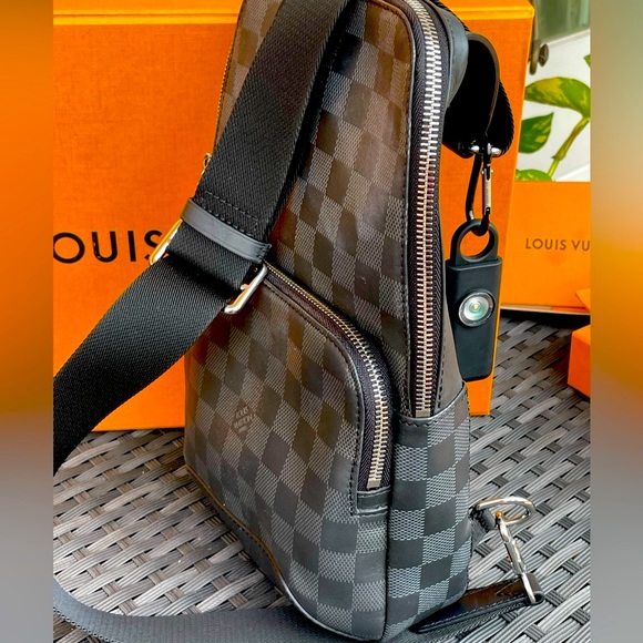 🖤 Louis Vuitton  Damier Infini Avenue Sling Bag in Onyx and Silver - Picture 4 of 17